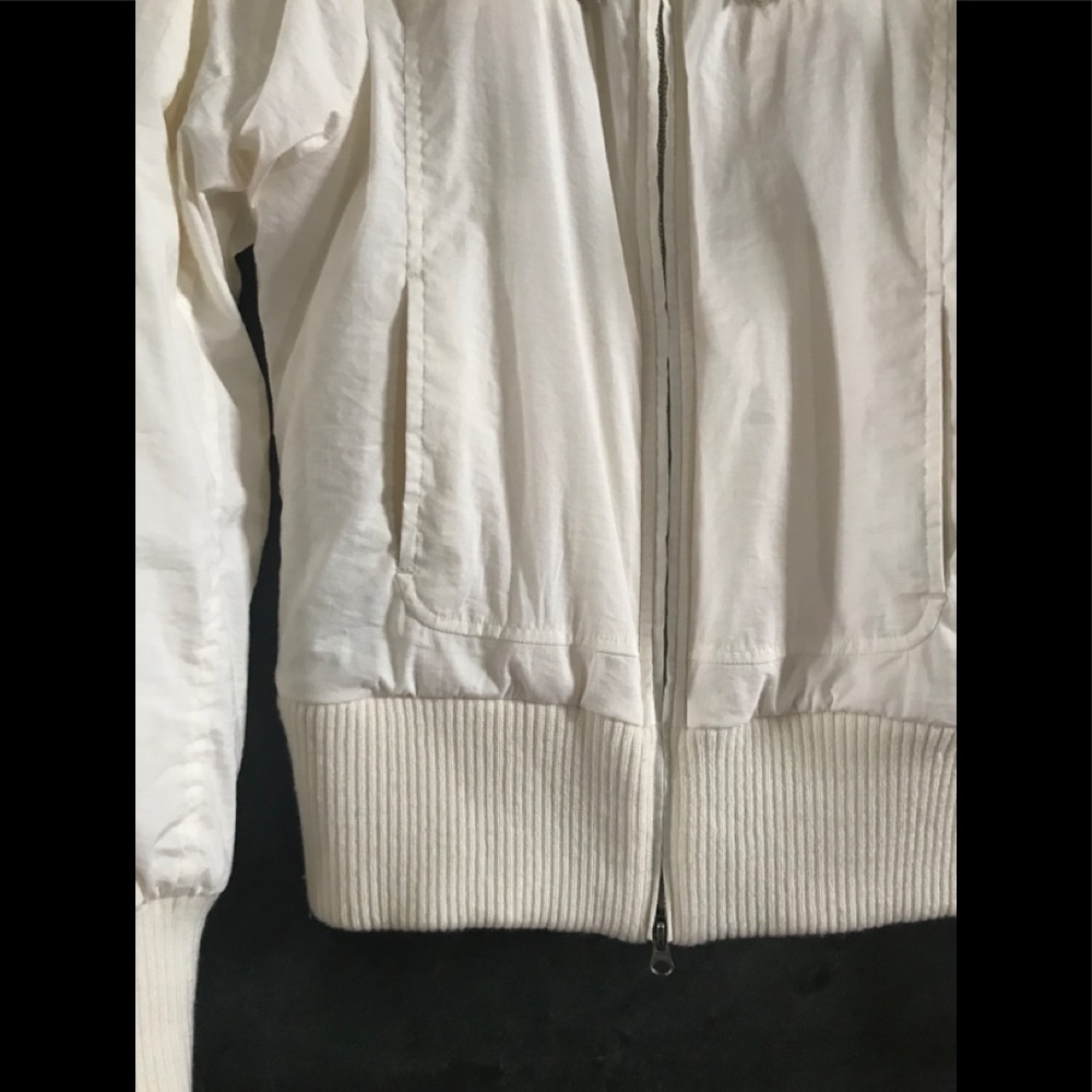 White Puma Jacket - Picture 2 of 8